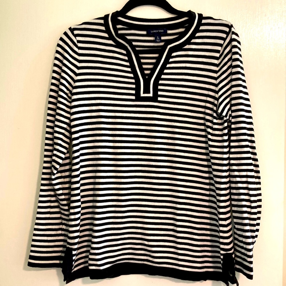 Lands End size S split neck tunic cotton sweater. Like new condition!